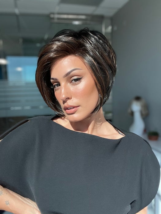 🔥 Summer Sale Natural-Looking Short Wig With Flattering Volume & Adjustable Comfort Fit